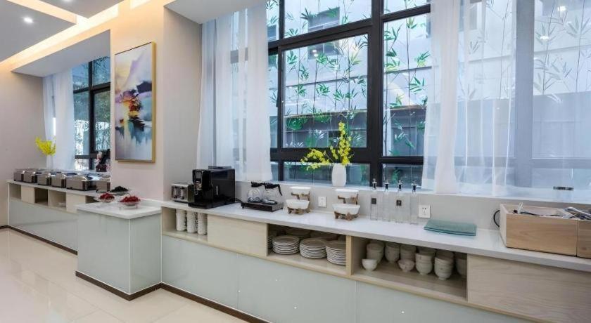Gya Changzhou Wujin District Hutang New Era Furniture Plaza Hotel Екстериор снимка